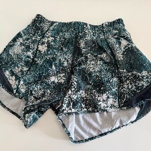 lululemon athletica Teal and White Patterned Running Shorts